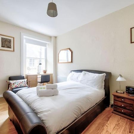 Apartament Charm & Character On Historic Rose Street Edynburg Zewnętrze zdjęcie
