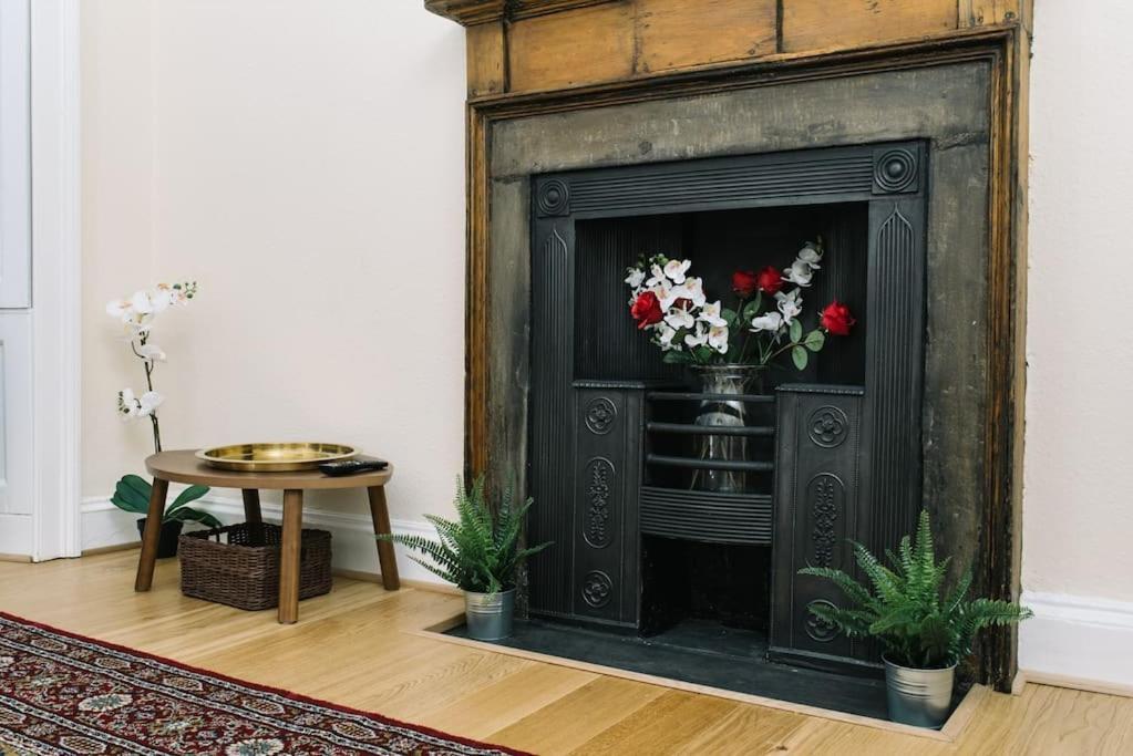 Apartament Charm & Character On Historic Rose Street Edynburg Zewnętrze zdjęcie